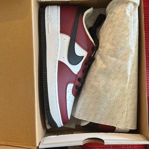 New Nike Air Force 1